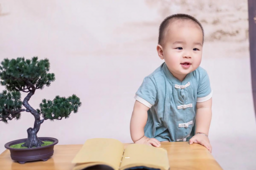伊犁怀孕肚子坠坠的感觉
